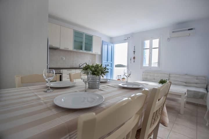 Astarti Apartments Livadi  Extérieur photo