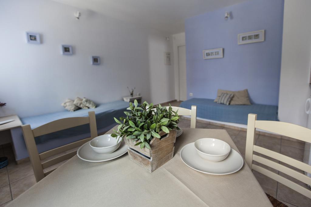 Astarti Apartments Livadi  Extérieur photo