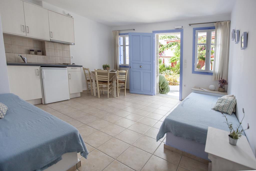 Astarti Apartments Livadi  Extérieur photo